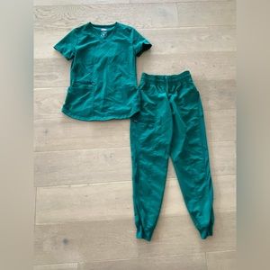 Dickies Scrubs !! XS